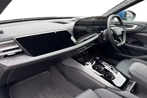 KR25WOM Audi A5 Avant S line TFSI  204 PS S tronic Thumbnail #16