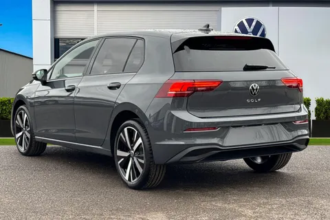  Volkswagen Golf 2.0 TDI Match Euro 6 (s/s) 5dr Thumbnail #3