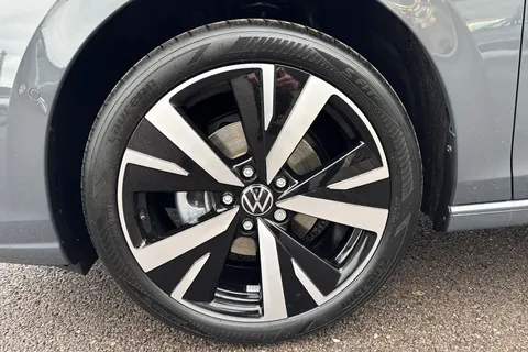  Volkswagen Golf 2.0 TDI Match Euro 6 (s/s) 5dr Thumbnail #11