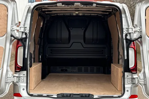 KY25PSO Volkswagen Transporter 2.0 TDI 150 Commerce Plus Van Thumbnail #10