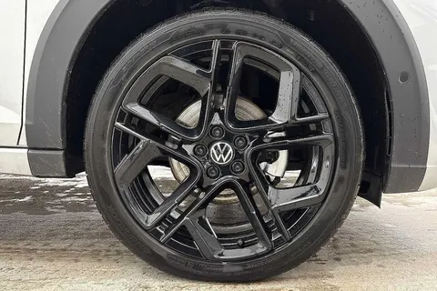 KO25NZG Volkswagen Taigo 1.5 TSI 150 Black Edition 5dr DSG ⭐Rear-view camera | Space saving spare⭐ Thumbnail #6