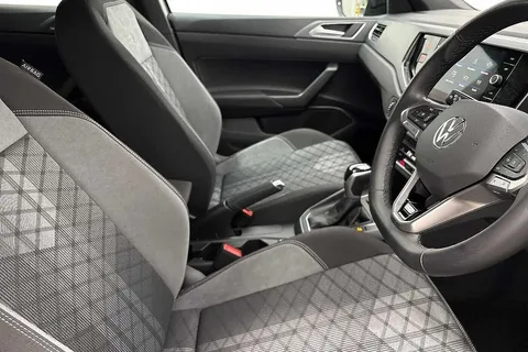 KO25NZG Volkswagen Taigo 1.5 TSI 150 Black Edition 5dr DSG ⭐Rear-view camera | Space saving spare⭐ Thumbnail #11