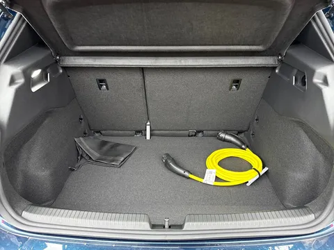 CUPRA Born e-Boost 59kWh V2 Auto 5dr Thumbnail #10