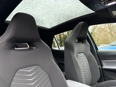 CUPRA Born e-Boost 59kWh V2 Auto 5dr Thumbnail #21