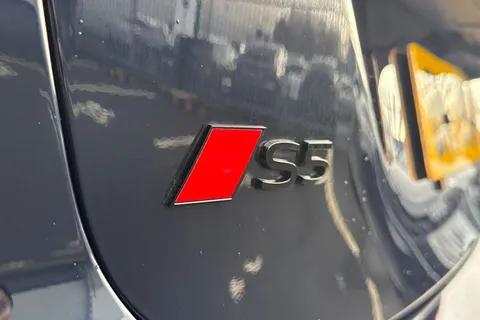 DK75WNT Audi S5 Avant Edition 1 TFSI  367 PS S tronic Thumbnail #30