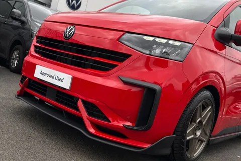 BT75CKX Volkswagen Transporter 2.0 TDI 150 Commerce Pro Full Leighton Vans Conversion Kombi Van Auto-Tailg Thumbnail #33