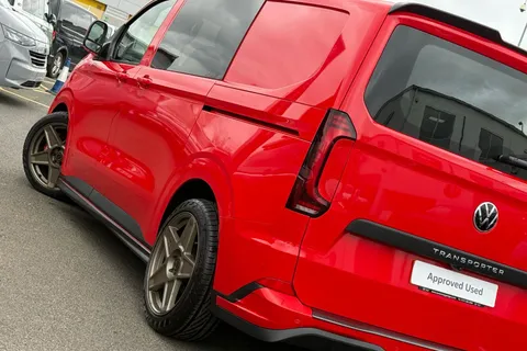 BT75CKX Volkswagen Transporter 2.0 TDI 150 Commerce Pro Full Leighton Vans Conversion Kombi Van Auto-Tailg Thumbnail #38