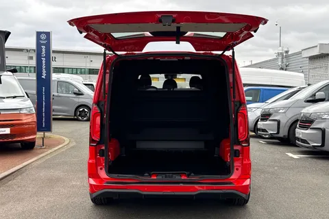 BT75CKX Volkswagen Transporter 2.0 TDI 150 Commerce Pro Full Leighton Vans Conversion Kombi Van Auto-Tailg Thumbnail #44