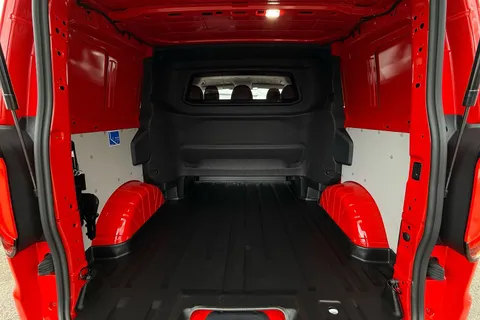 BT75CKX Volkswagen Transporter 2.0 TDI 150 Commerce Pro Full Leighton Vans Conversion Kombi Van Auto-Tailg Thumbnail #46