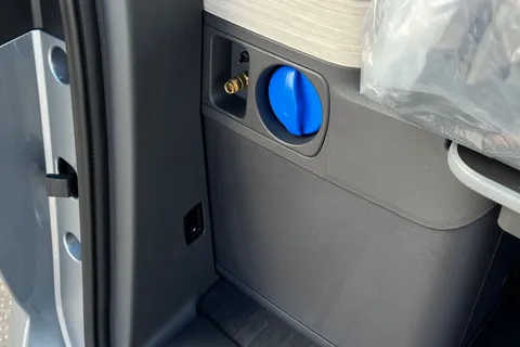 KP25CEU Volkswagen California 2.0 TDI Ocean 5dr DSG-Tow Pack Thumbnail #47