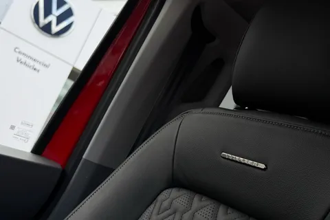 BT75CKX Volkswagen Transporter 2.0 TDI 150 Commerce Pro Full Leighton Vans Conversion Kombi Van Auto-Tailg Thumbnail #57