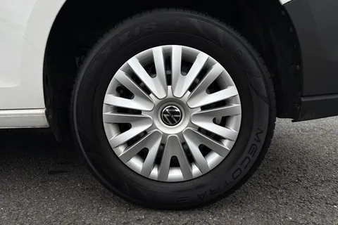 DA25FFG Volkswagen Caddy 2.0 TDI 102PS Commerce Van [Business/Tech Pack] Thumbnail #13