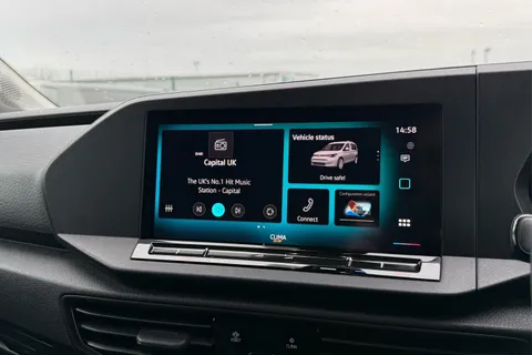 DA25FFG Volkswagen Caddy 2.0 TDI 102PS Commerce Van [Business/Tech Pack] Thumbnail #18