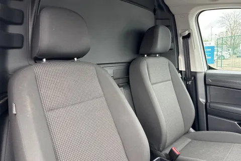 DA25FFG Volkswagen Caddy 2.0 TDI 102PS Commerce Van [Business/Tech Pack] Thumbnail #25