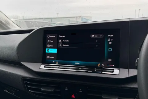 DA25FFG Volkswagen Caddy 2.0 TDI 102PS Commerce Van [Business/Tech Pack] Thumbnail #45