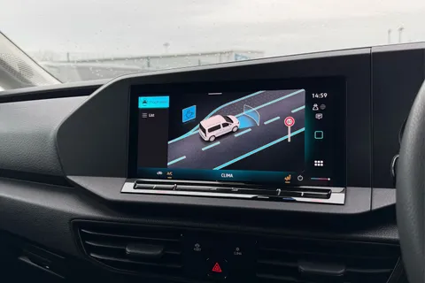 DA25FFG Volkswagen Caddy 2.0 TDI 102PS Commerce Van [Business/Tech Pack] Thumbnail #49