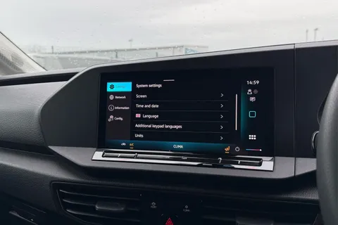 DA25FFG Volkswagen Caddy 2.0 TDI 102PS Commerce Van [Business/Tech Pack] Thumbnail #50