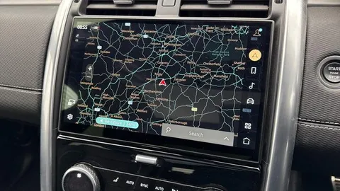 12 of 20 for Land Rover Discovery 3.0 D300 Dynamic HSE 5dr