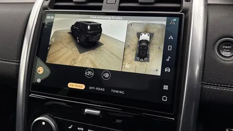 13 of 20 for Land Rover Discovery 3.0 D300 Dynamic HSE 5dr