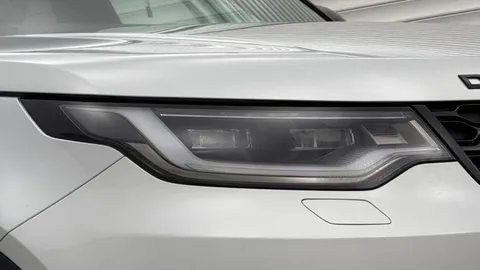 17 of 20 for Land Rover Discovery 3.0 D300 Dynamic HSE 5dr