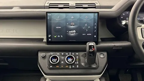 KT25OTA Land Rover Defender 90 3.0 D250 X-Dynamic HSE 3dr Thumbnail #15