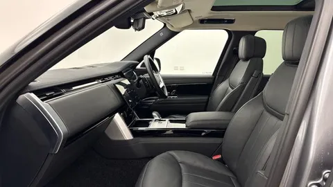 KP24CHD Land Rover Range Rover 3.0 D300 HSE 5dr Thumbnail #3