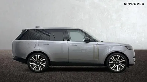 KP24OJH Land Rover Range Rover 3.0 D300 HSE 5dr Thumbnail #6