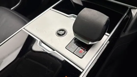 KP24CHD Land Rover Range Rover 3.0 D300 HSE 5dr Thumbnail #14