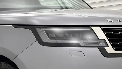 KP24CHD Land Rover Range Rover 3.0 D300 HSE 5dr Thumbnail #17