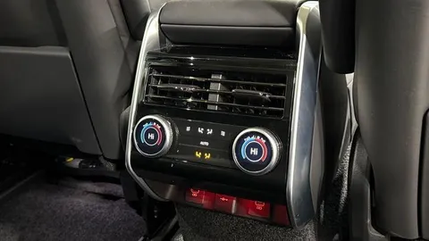 KO73RWX Land Rover Range Rover 3.0 D300 HSE 5dr Thumbnail #18