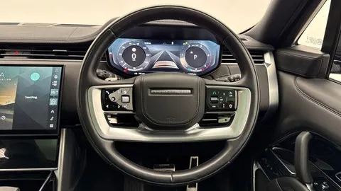 KP24OJH Land Rover Range Rover 3.0 D300 HSE 5dr Thumbnail #16