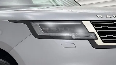 KP24OJH Land Rover Range Rover 3.0 D300 HSE 5dr Thumbnail #17