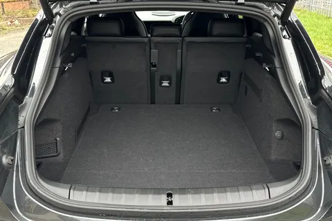 MV23TMX Porsche Taycan Performance 79.2kWh Sport Turismo Auto RWD 5dr (11kW Charger) Thumbnail #8