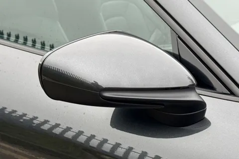 MV23TMX Porsche Taycan Performance 79.2kWh Sport Turismo Auto RWD 5dr (11kW Charger) Thumbnail #31