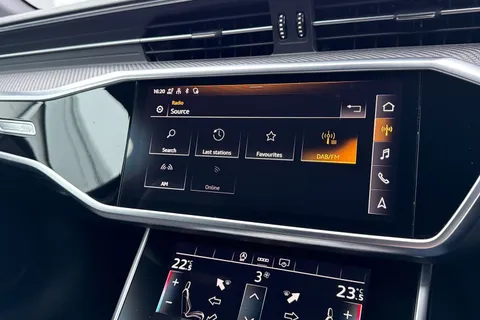 SE23UWR Audi A6 Avant Avant Black Edition 40 TFSI  204 PS S tronic Thumbnail #35