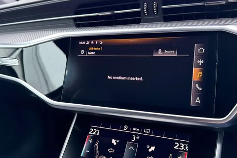 SE23UWR Audi A6 Avant Avant Black Edition 40 TFSI  204 PS S tronic Thumbnail #36