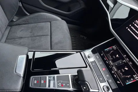 SE23UWR Audi A6 Avant Avant Black Edition 40 TFSI  204 PS S tronic Thumbnail #49