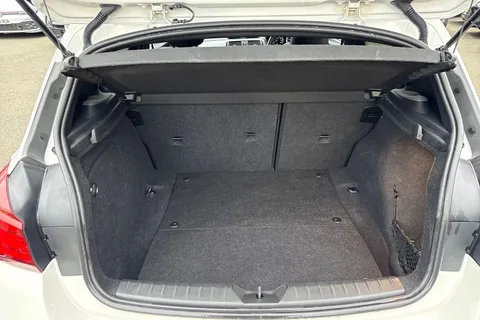 OE68MTY BMW 1 Series 1.5 118i GPF M Sport Shadow Edition Euro 6 (s/s) 5dr Thumbnail #8