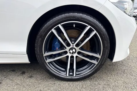 OE68MTY BMW 1 Series 1.5 118i GPF M Sport Shadow Edition Euro 6 (s/s) 5dr Thumbnail #11