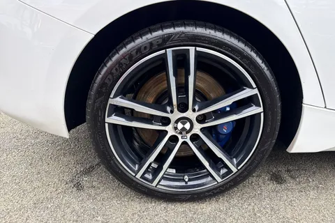 OE68MTY BMW 1 Series 1.5 118i GPF M Sport Shadow Edition Euro 6 (s/s) 5dr Thumbnail #12