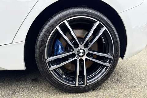 OE68MTY BMW 1 Series 1.5 118i GPF M Sport Shadow Edition Euro 6 (s/s) 5dr Thumbnail #14