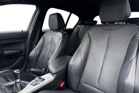 OE68MTY BMW 1 Series 1.5 118i GPF M Sport Shadow Edition Euro 6 (s/s) 5dr Thumbnail #17