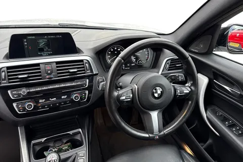 OE68MTY BMW 1 Series 1.5 118i GPF M Sport Shadow Edition Euro 6 (s/s) 5dr Thumbnail #19