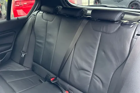 OE68MTY BMW 1 Series 1.5 118i GPF M Sport Shadow Edition Euro 6 (s/s) 5dr Thumbnail #20