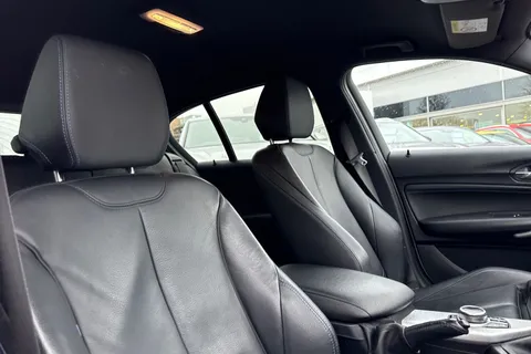 OE68MTY BMW 1 Series 1.5 118i GPF M Sport Shadow Edition Euro 6 (s/s) 5dr Thumbnail #25