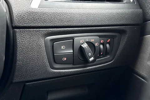 OE68MTY BMW 1 Series 1.5 118i GPF M Sport Shadow Edition Euro 6 (s/s) 5dr Thumbnail #26