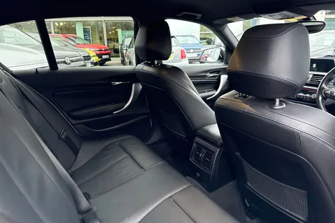 OE68MTY BMW 1 Series 1.5 118i GPF M Sport Shadow Edition Euro 6 (s/s) 5dr Thumbnail #39