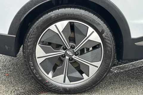 SD75YCM Chery Tiggo 7 1.6T Summit DCT Euro 6 (s/s) 5dr Thumbnail #12