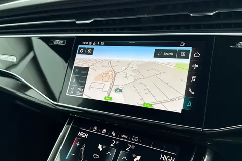 WD71ZLX Audi SQ7 Black Edition TFSI  507 PS tiptronic Thumbnail #18