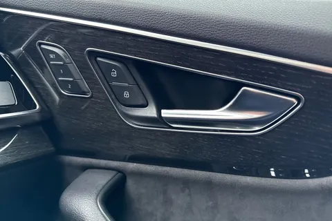 WD71ZLX Audi SQ7 Black Edition TFSI  507 PS tiptronic Thumbnail #22